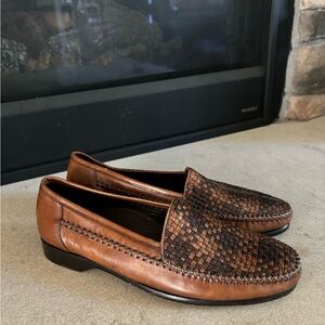 NEW Bragano Woven Leather Loafers